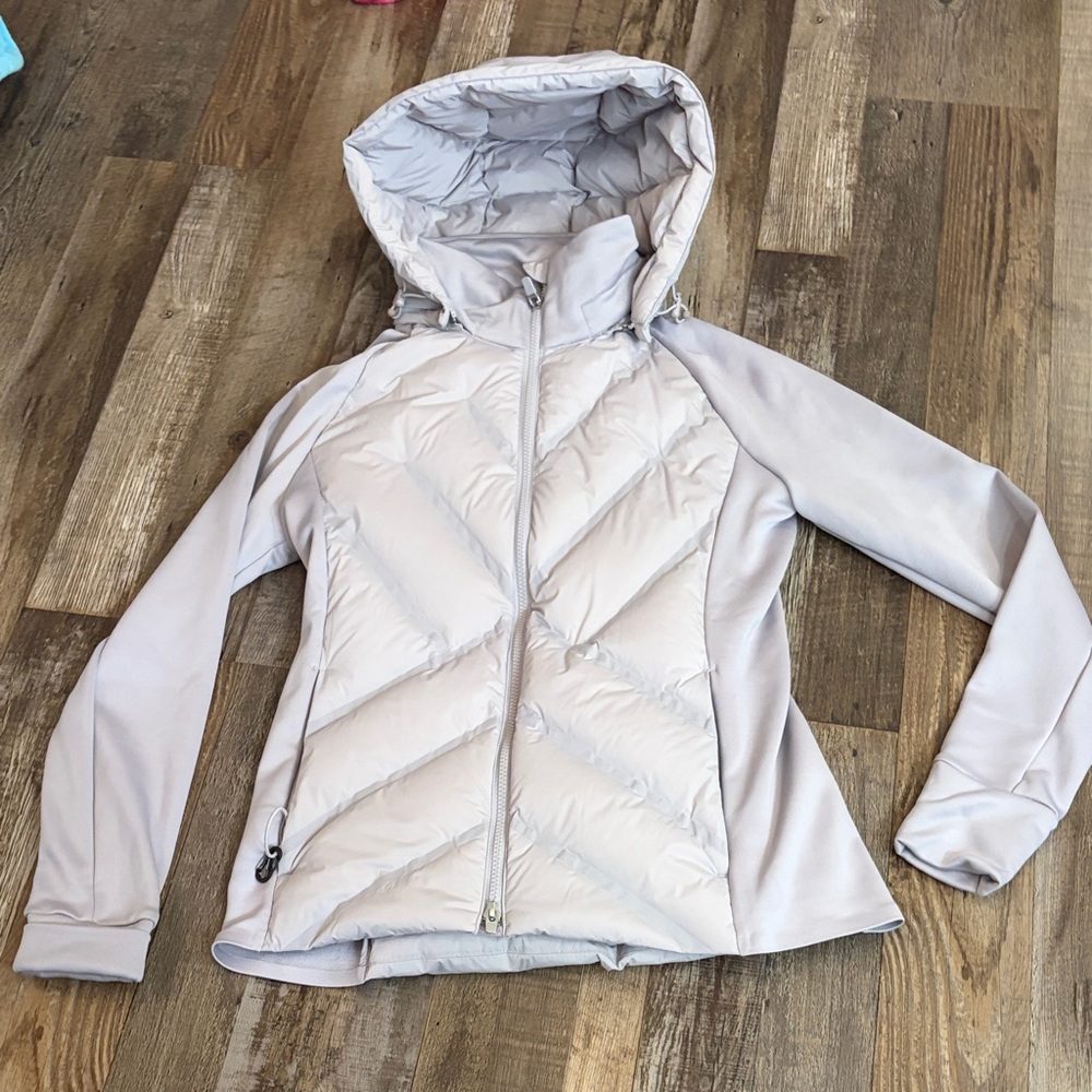 Athleta Inlet Jacket. Tinsel Lt. Lilac. Size Small.